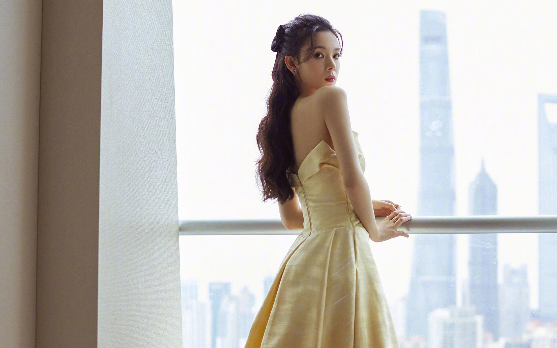 kaiyun网站-球员生活：场外的小故事和趣味瞬间，足球外场球员